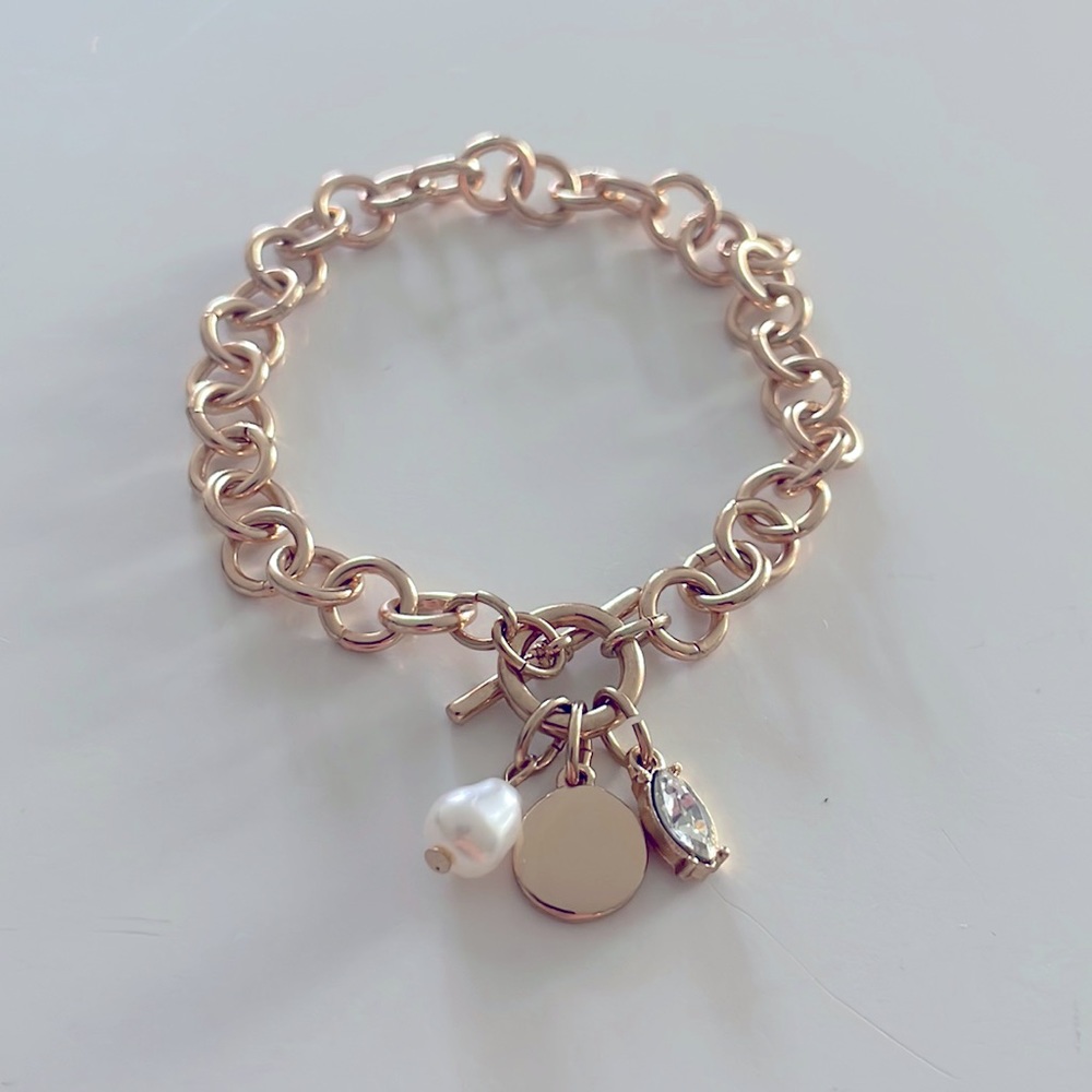 Gold bracelet